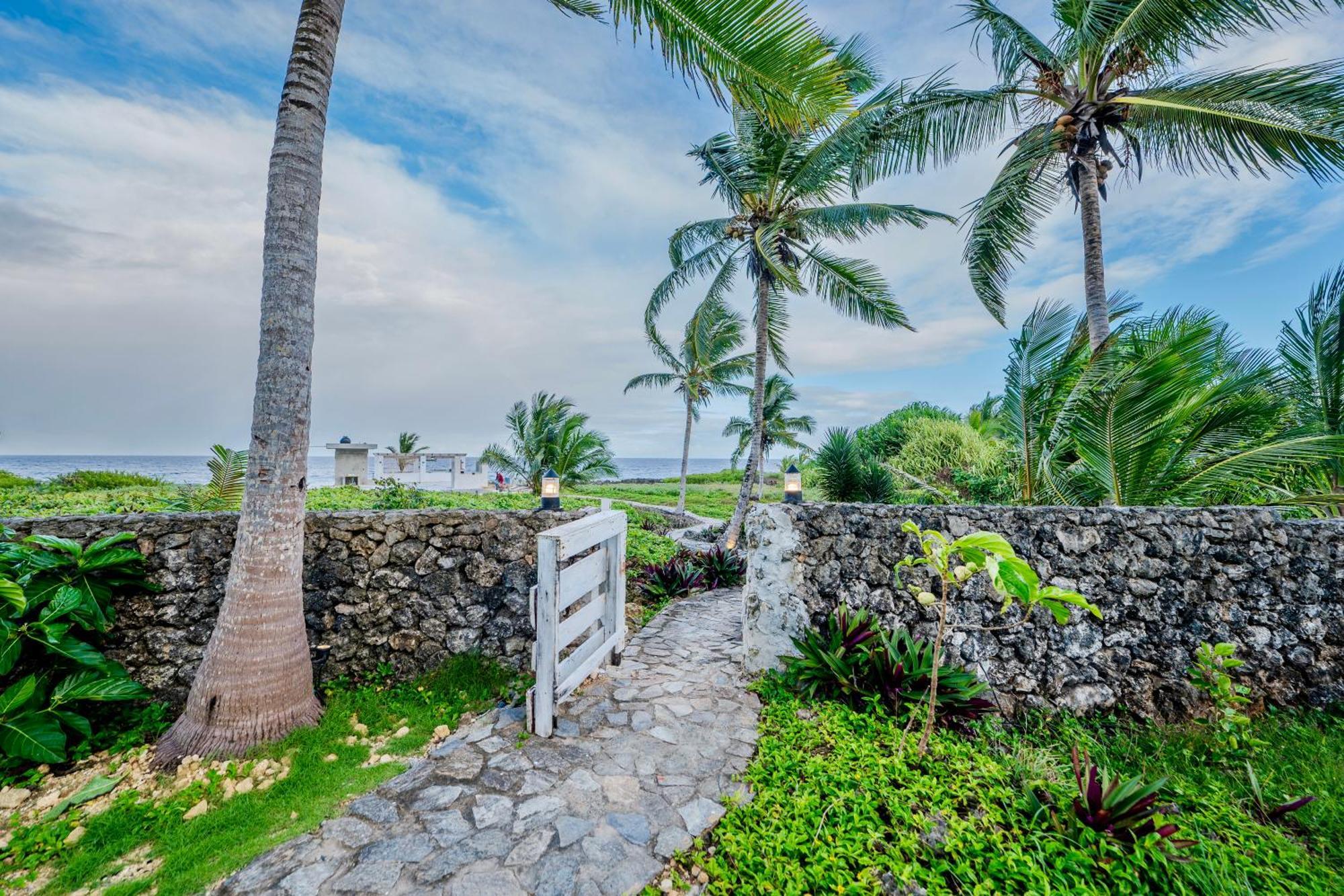 Palm House - Luxury Villa - Samana - Ocean Front Sánchez Buitenkant foto